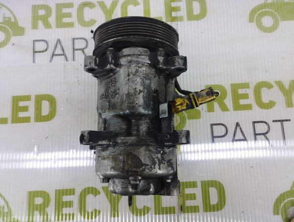 Compresor De A/a Peugeot 206 1.9 (05039615)