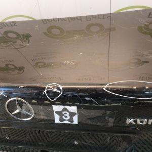 Tapa De Baul Mercedes Benz C230 (01038490)