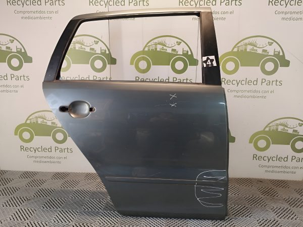 Puerta Trasera Derecha Vw Suran Ln (04915913)