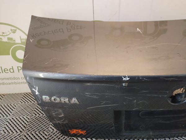 Tapa De Baul Vw Bora Lv (01440839)