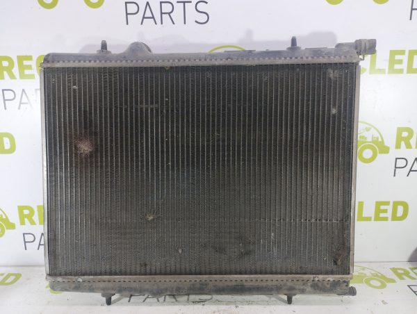 Radiador De Agua Peugeot Partner 1.4 (05900315)