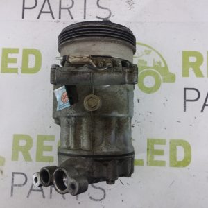 Compresor De A/a Renault Clio 1.2 (05683403)