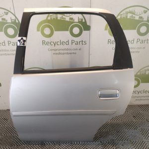 Puerta Trasera Izquierda Chevrolet Corsa (06179048)