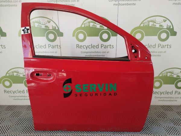 Puerta Delantera Derecha Toyota Etios (04545452)