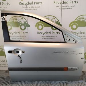 Puerta Delantera Derecha Renault Laguna Ln (05365431)