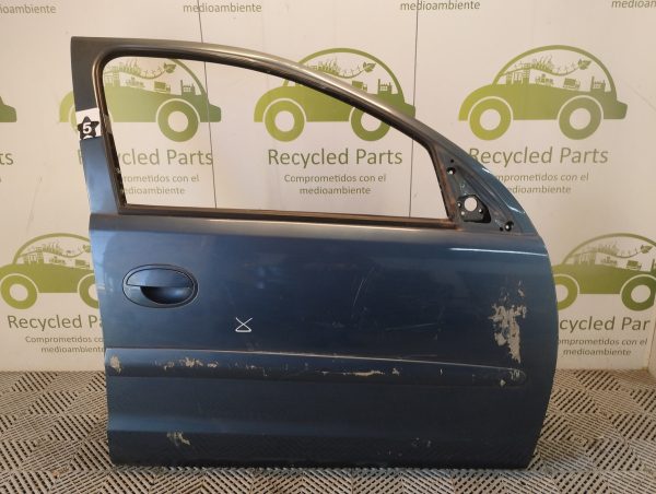 Puerta Delantera Derecha Chevrolet Corsa 2 (05322989)