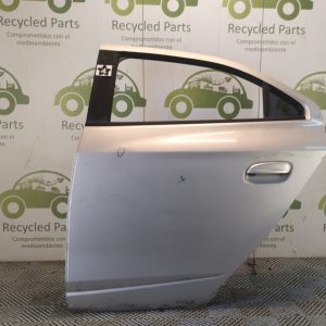 Puerta Trasera Izquierda Chevrolet Onix (06217801)