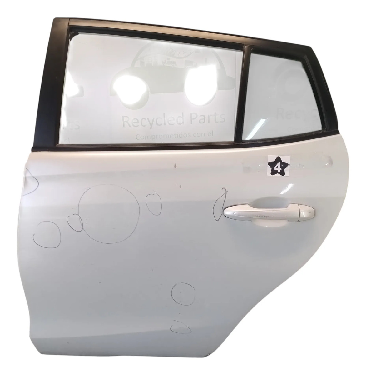 Puerta Trasera Izquierda Toyota Yaris 5p Ln (05524776)