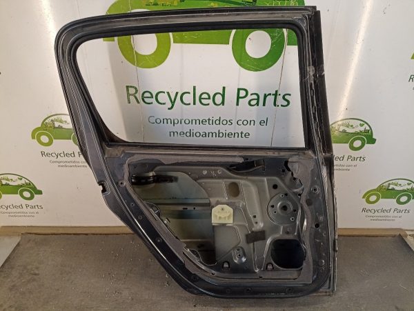 Puerta Trasera Izquierda Peugeot 307 (04467352) Lp