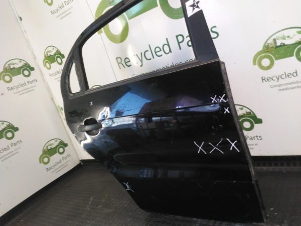 Puerta Trasera Derecha Vw Gol Trend (03537070)