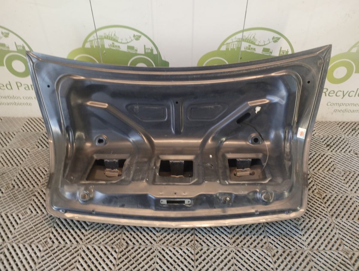 Tapa De Baul Chevrolet Prisma Lv (05627860)