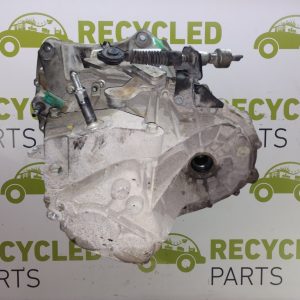 Caja De Velocidades Nissan Tiida 1.8 16v (05103704)