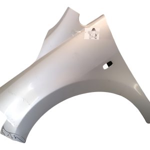Guardabarro Izquierdo Nissan Tiida (05470425)