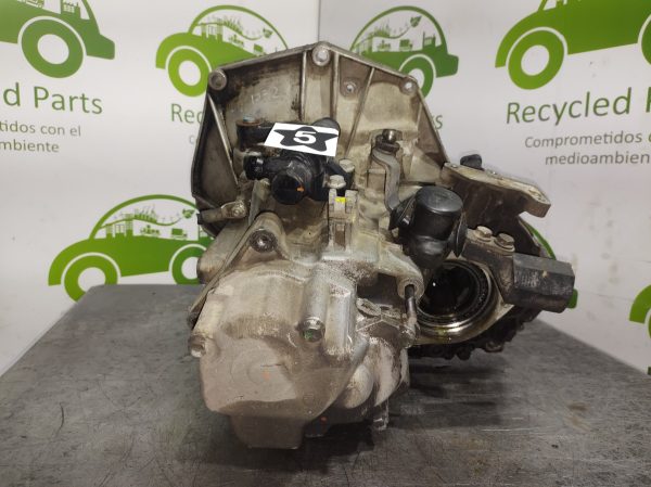 Caja De Velocidades Fiat Uno 1.3 8v Fire (051606119)