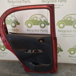 Puerta Trasera Izquierda Toyota Etios 5p (05911825)