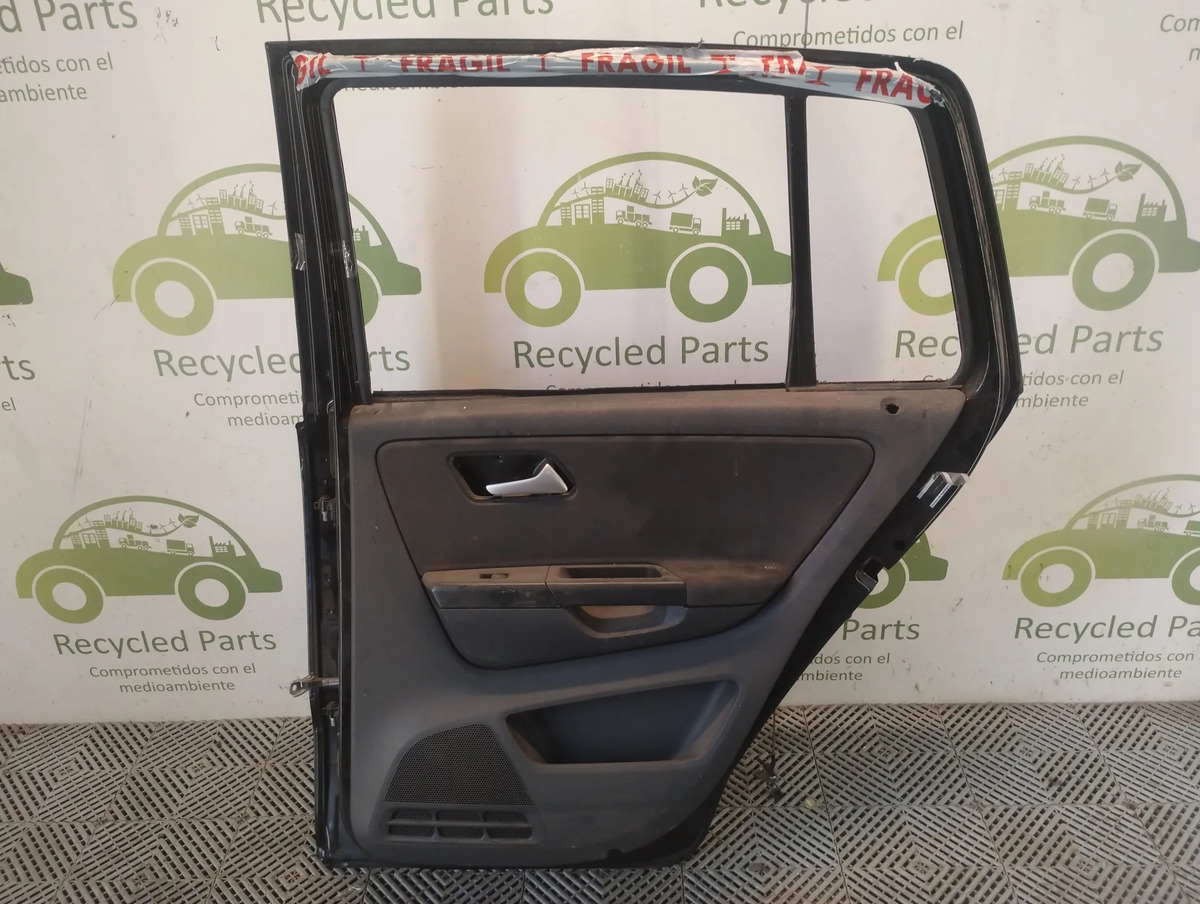 Puerta Trasera Derecha Vw Suran Ln (06852382)
