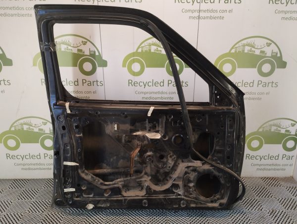 Puerta Delantera Izquierda Nissan Frontier (04978885)