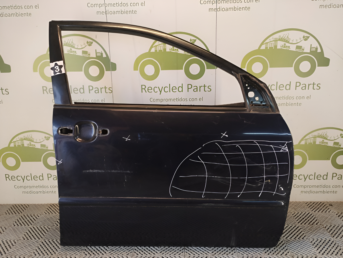 Puerta Delantera Derecha Toyota Corolla G9 (04666097)