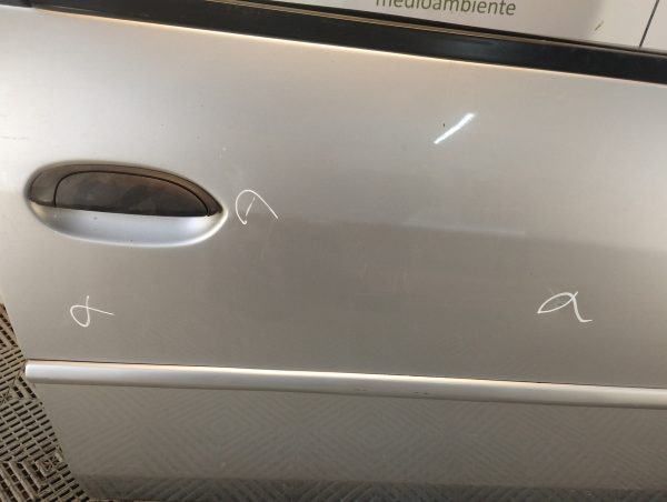 Puerta Delantera Derecha Renault Logan Lv (06162383)