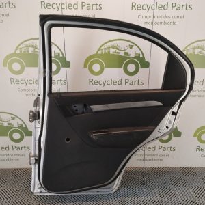 Puerta Trasera Derecha Chevrolet Aveo (05031715)