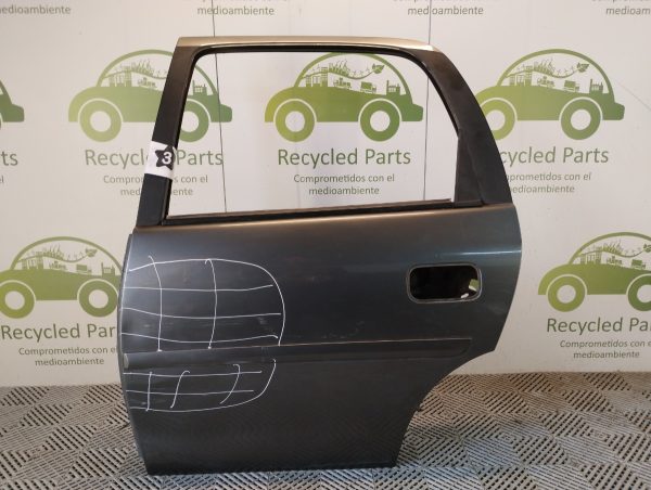 Puerta Trasera Izquierda Chevrolet Corsa (04950115)