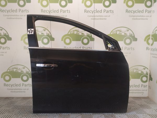 Puerta Delantera Derecha Chevrolet Cruze (06747495)