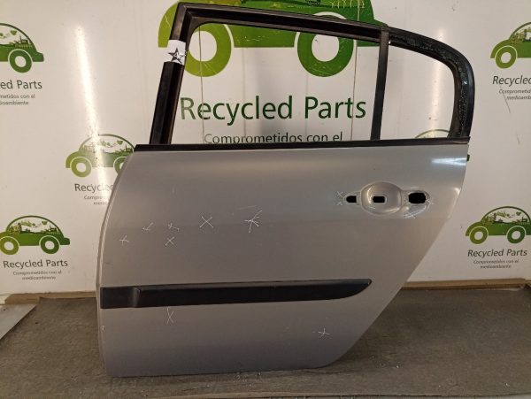 Puerta Trasera Izquierda Renault Megane 2 4p (04410488) Lp