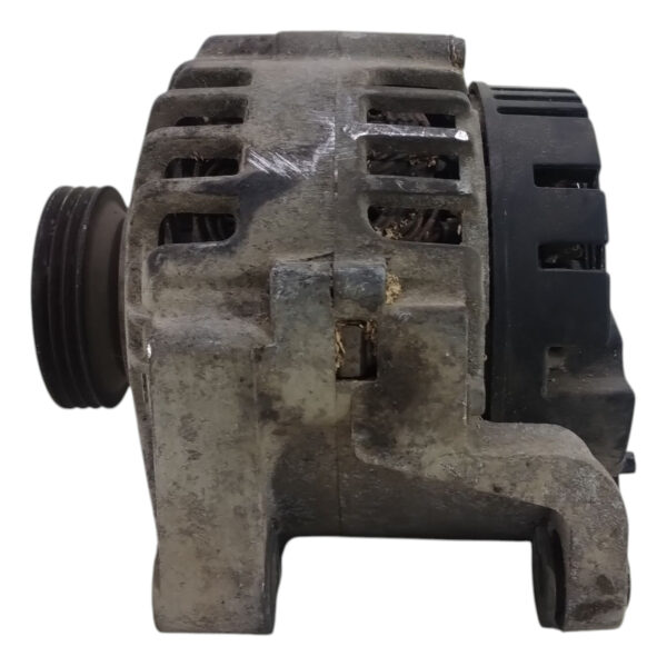 Alternador Renault Clio 1.2 (04302888)