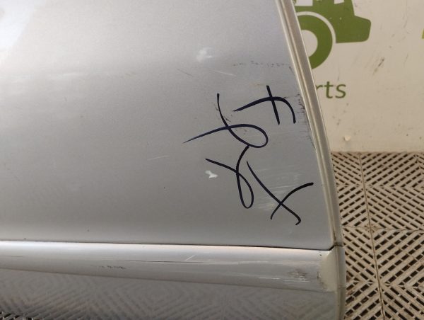 Puerta Trasera Derecha Peugeot 206 (05925865)