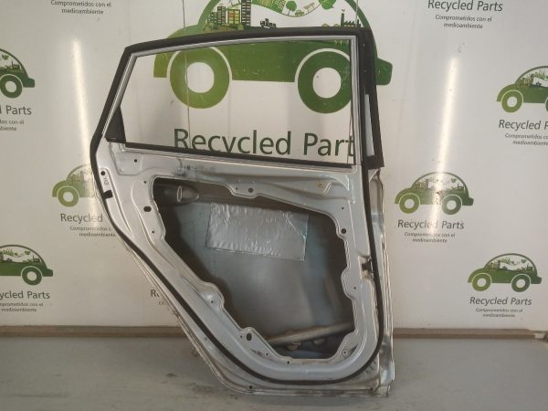Puerta Trasera Izquierda Ford Fiesta Kinetic 5p (03074307)