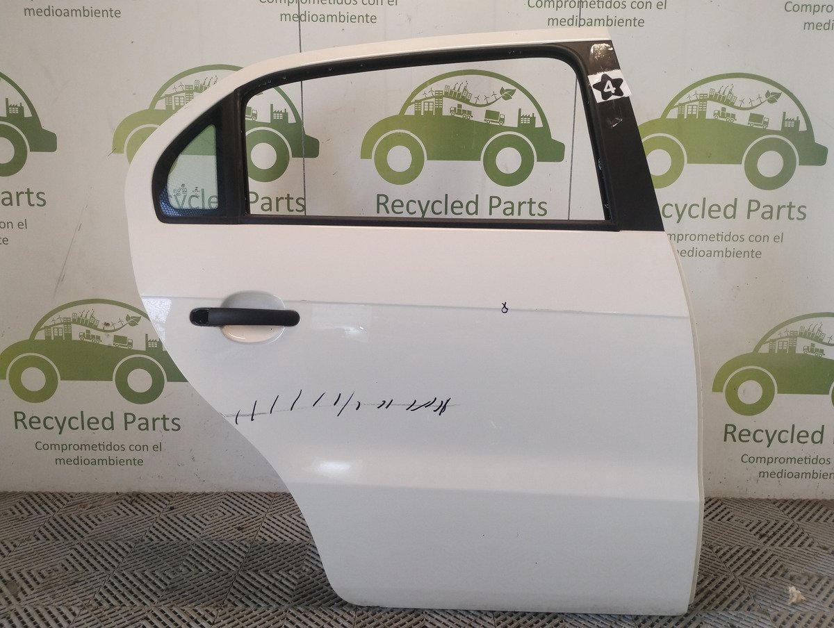 Puerta Trasera Derecha Vw Gol Trend (06395782)