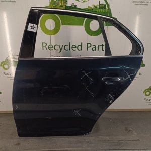 Puerta Trasera Izquierda Vw Vento Lv (04237788)