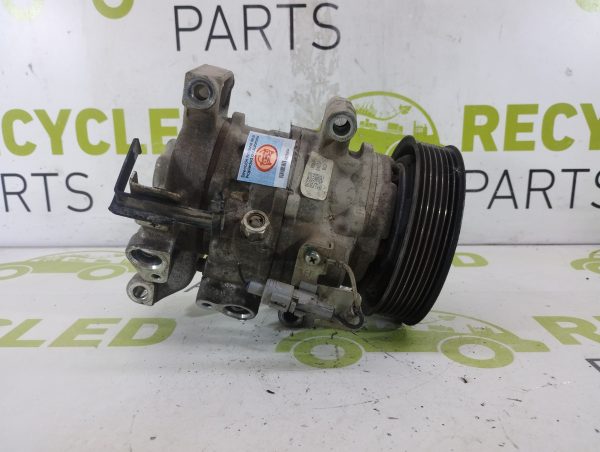 Compresor De A/a Toyota Hilux 2.4 (05755094)