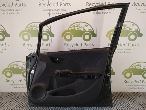 Puerta Delantera Derecha Honda Fit Li (04992579)