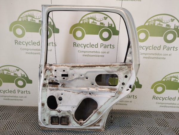 Puerta Trasera Derecha Chevrovlet Corsa (03760822)