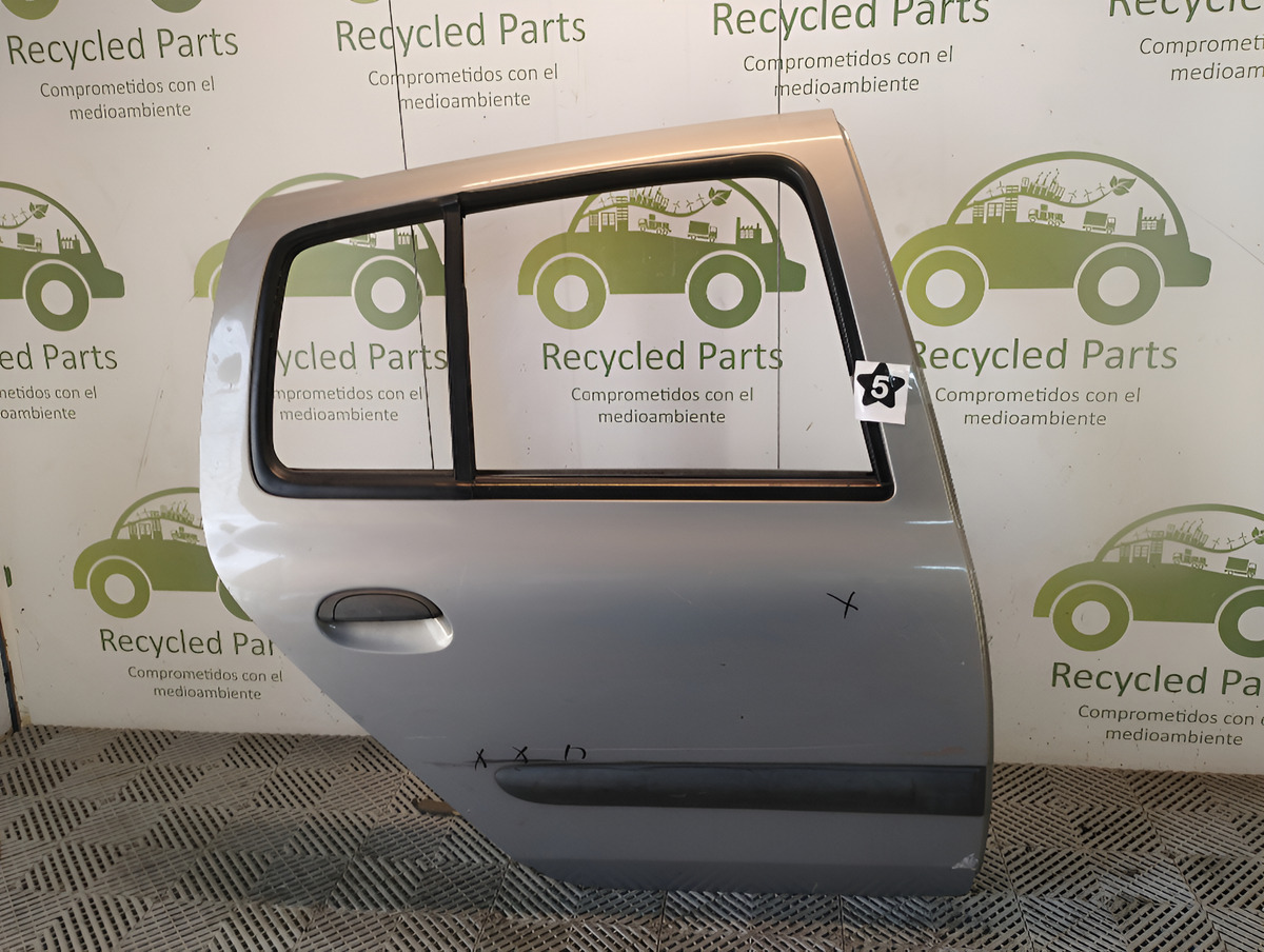 Puerta Trasera Derecha Renault Clio F2 (06133214)