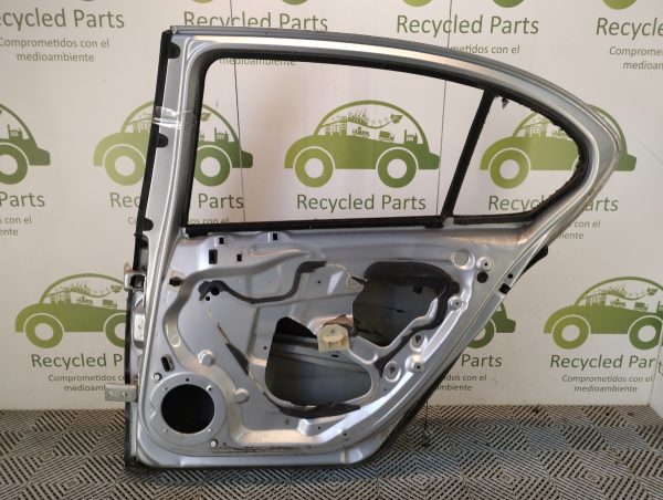 Puerta Trasera Derecha Peugeot 408 (05107846)