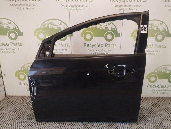 Puerta Delantera Izquierda Ford Focus F3 (06023713)