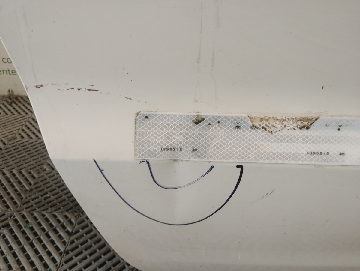 Puerta Trasera Derecha Vw Amarok (05385632)