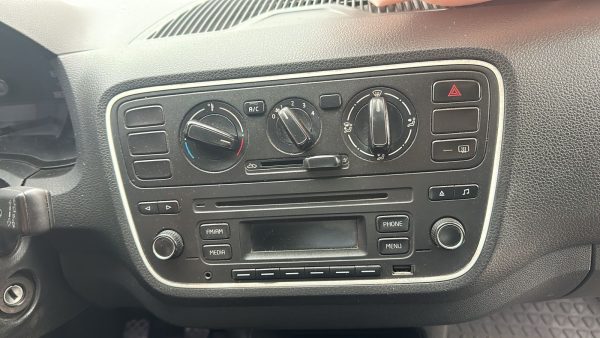 VW VOLKSWAGEN TAKE UP! 1.0 MPI (OMF480)