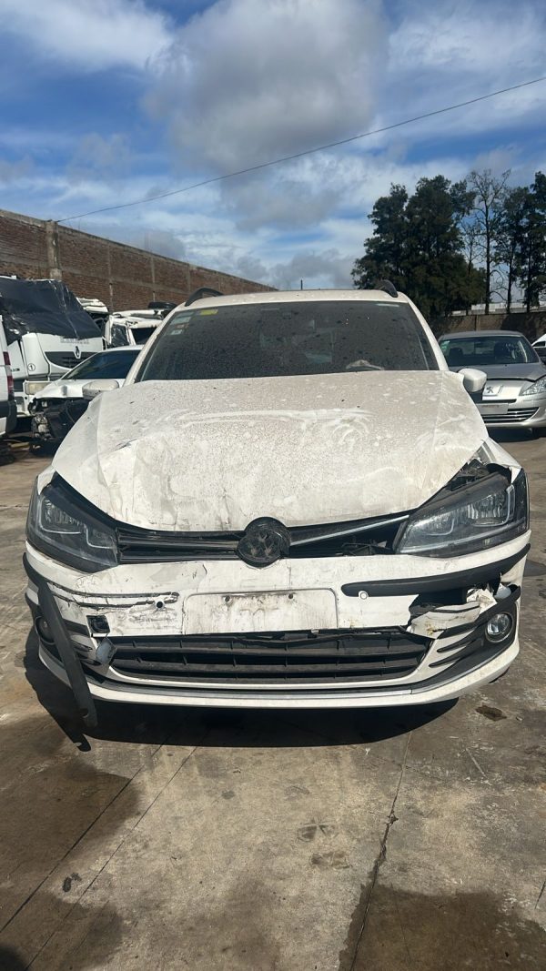 VW VOLKSWAGEN SURAN 1.6 16V 5D 428 (AB312YX)