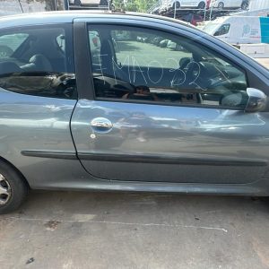 PEUGEOT 206 XR PREMIUM 1.6 3P (FMA032)
