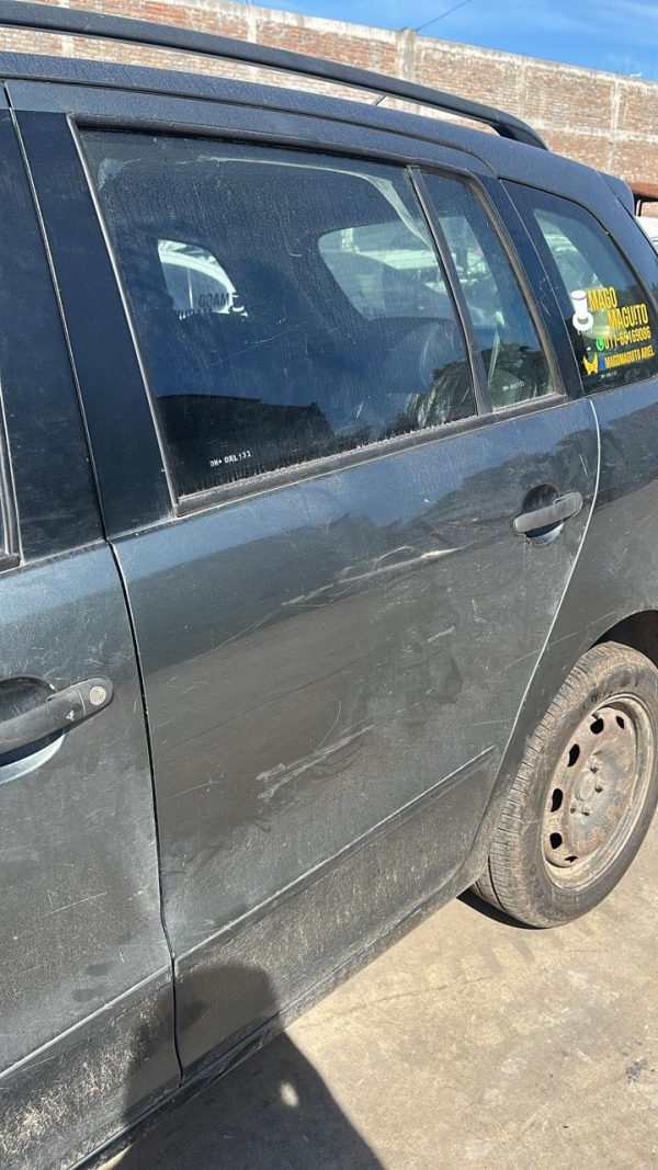 VW VOLKSWAGEN SURAN 1.6L 5D 717 (OAL132)