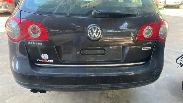 VW VOLKSWAGEN PASSAT 2.0 FSI (HBQ042)