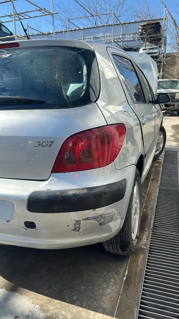 PEUGEOT 307 XS 1.6 5P (KHJ939)