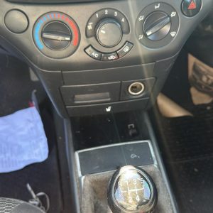 CHEVROLET AVEO LS 1.6 MT GRIS (KHR462)