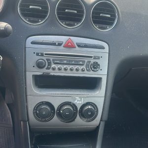 PEUGEOT 408 ALLURE 2.0 (MWC499)