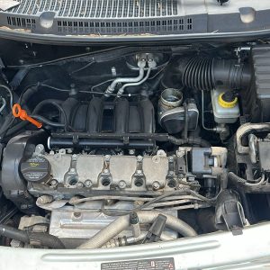 GOL TREND 1.6  (JFH757)