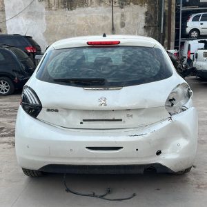 PEUGEOT 208 FELINE 1.6 (AB475KK)