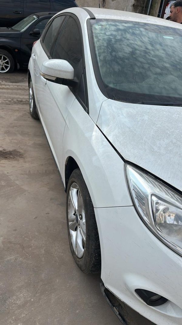 FORD FOCUS 5P 1.6L N MT S (NUC504)